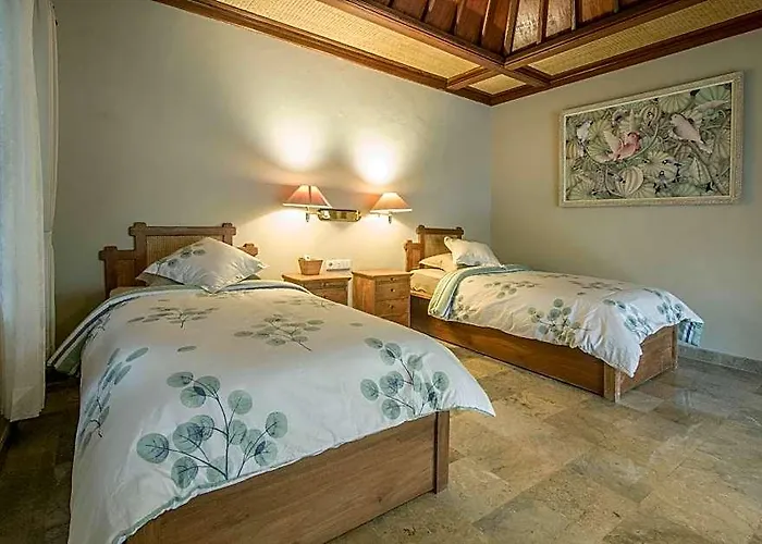 Villa 6# 1br Stunning W/ Public Pool At Ubud *